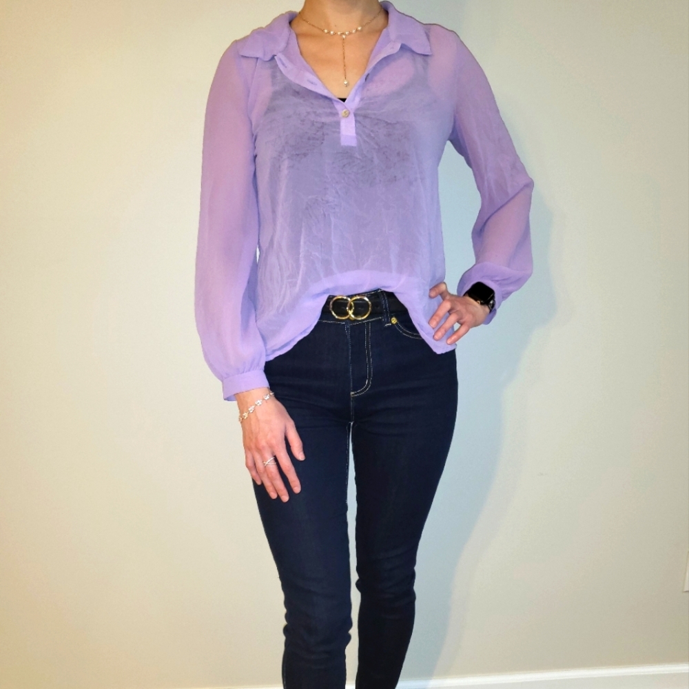 Pretty Charming Charlie lilac purple blouse 💜